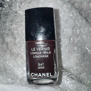 CHANEL Le Vernis Nail Polish 947 Desir